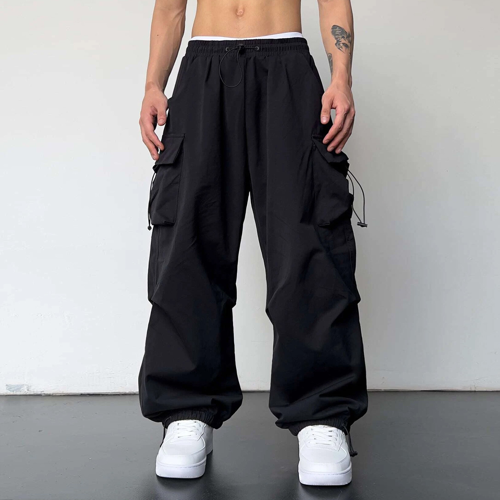 thumbnail image 3 of Pantalones cargo informales para hombre: color liso, cuatro bolsillos, cintura ajustable, material de imitación de sarga, ropa urbana para todas las estaciones, tallas US/UK/EU S-XXXL., 3 of 8
